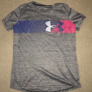 Under Armour T-shirt